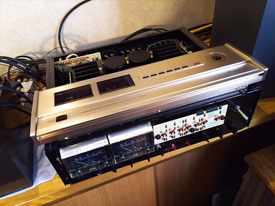 Accuphase E-302 遮光スポンジ交換 (1).JPG