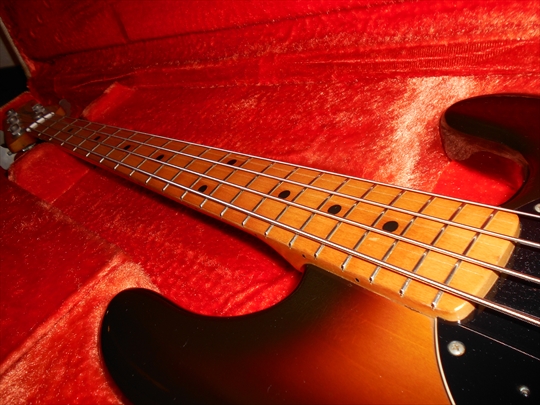 Musicman StingRay Bass (6).JPG