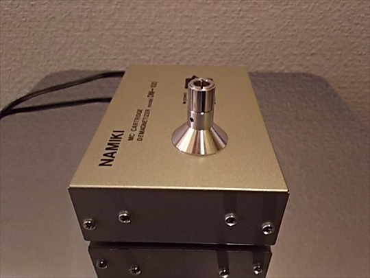 NAMIKI DM-100 MC CARTRIDGE DEMAGNETIZER  MCカートリッジ　消磁器 (3).JPG