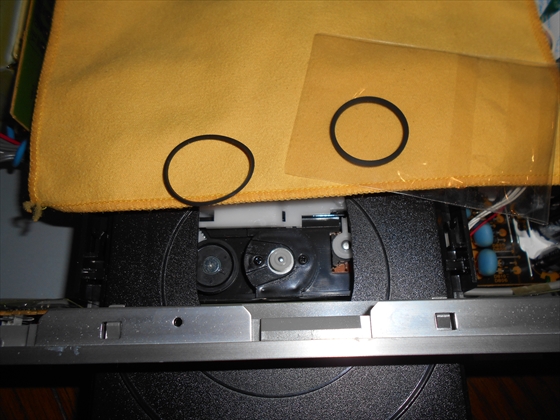 YAMAHA CD-S300 トレイの修理 (4).JPG
